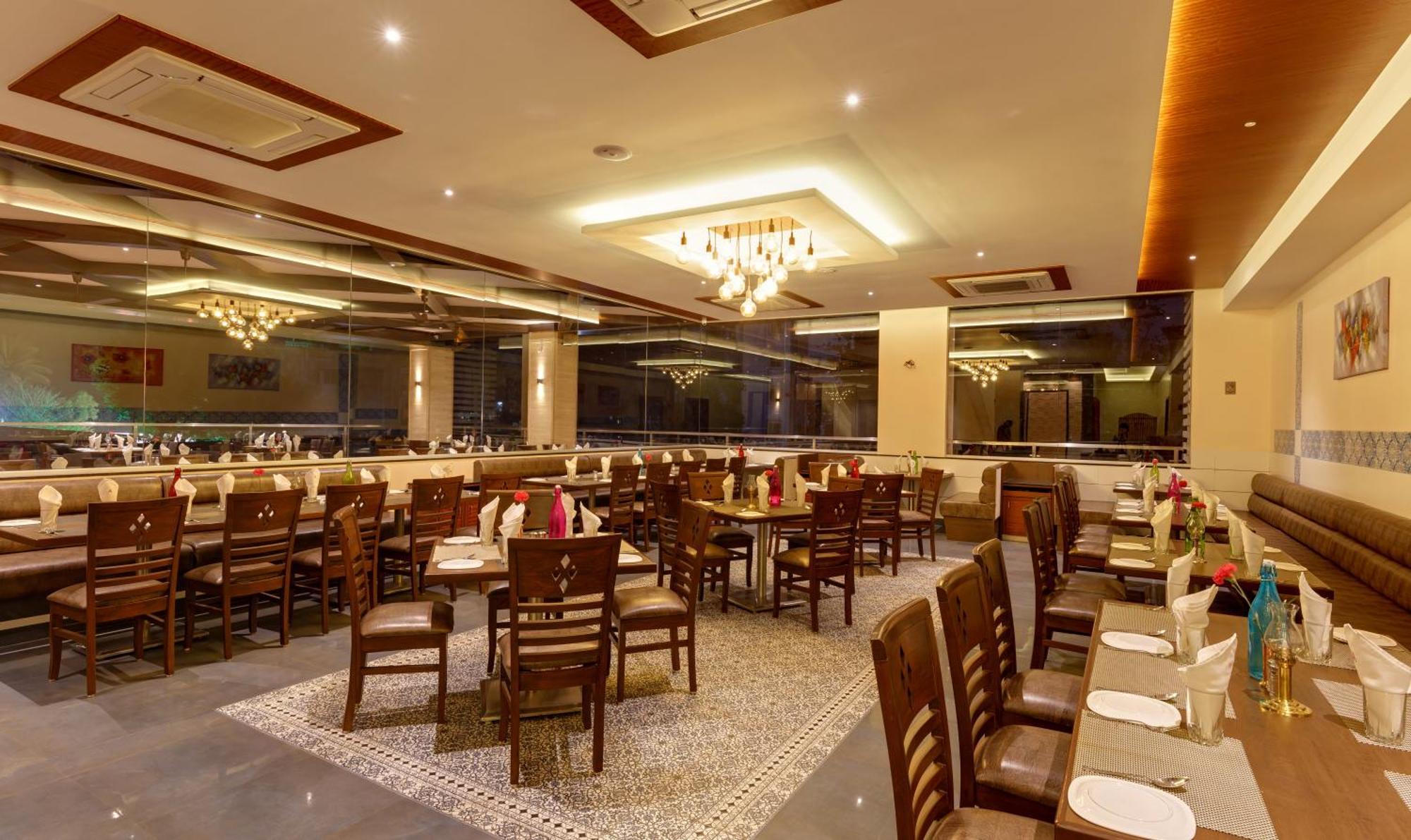 Hotel Ayodhya Kolhapur Exterior foto